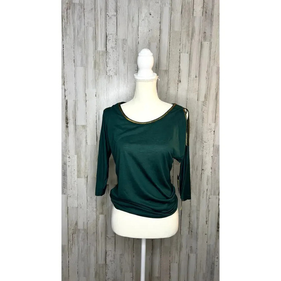 NWT Jessica Simpson Womens XS Green 3/4 Sleeve Blouse Gold Trim Shoulder Cut Out - Picture 1 of 6